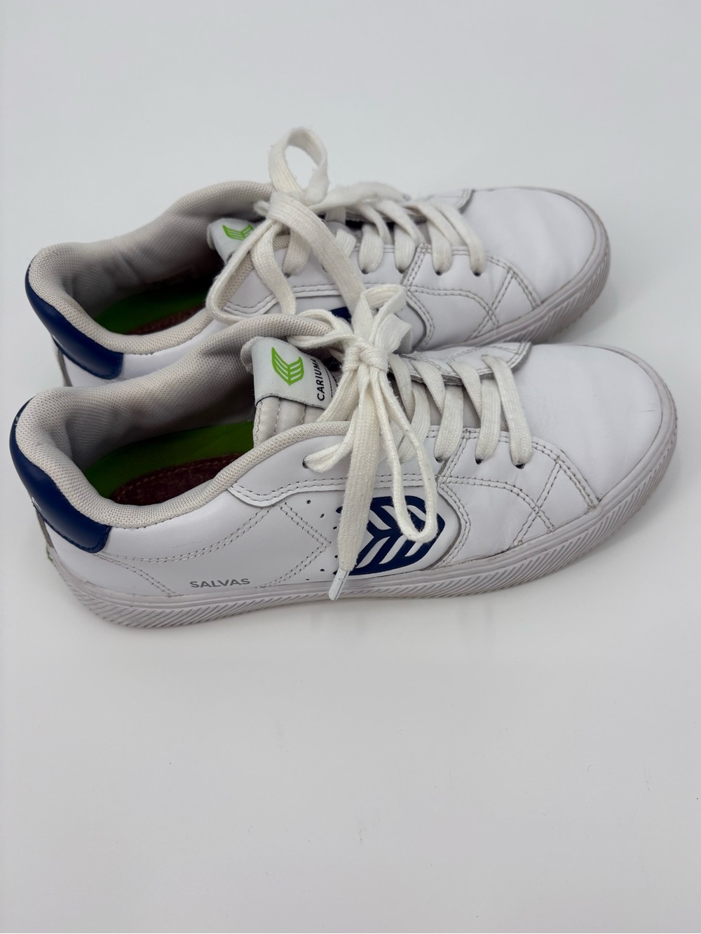 Cariuma Salvas White Leather Sneakers Blue Logo Unisex Women’s 7 Men’s 5.5 - Picture 7 of 15